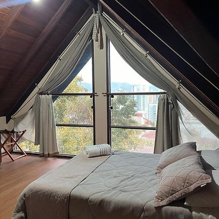 Pousada Casa Da Pedra Blumenau Ngoại thất bức ảnh