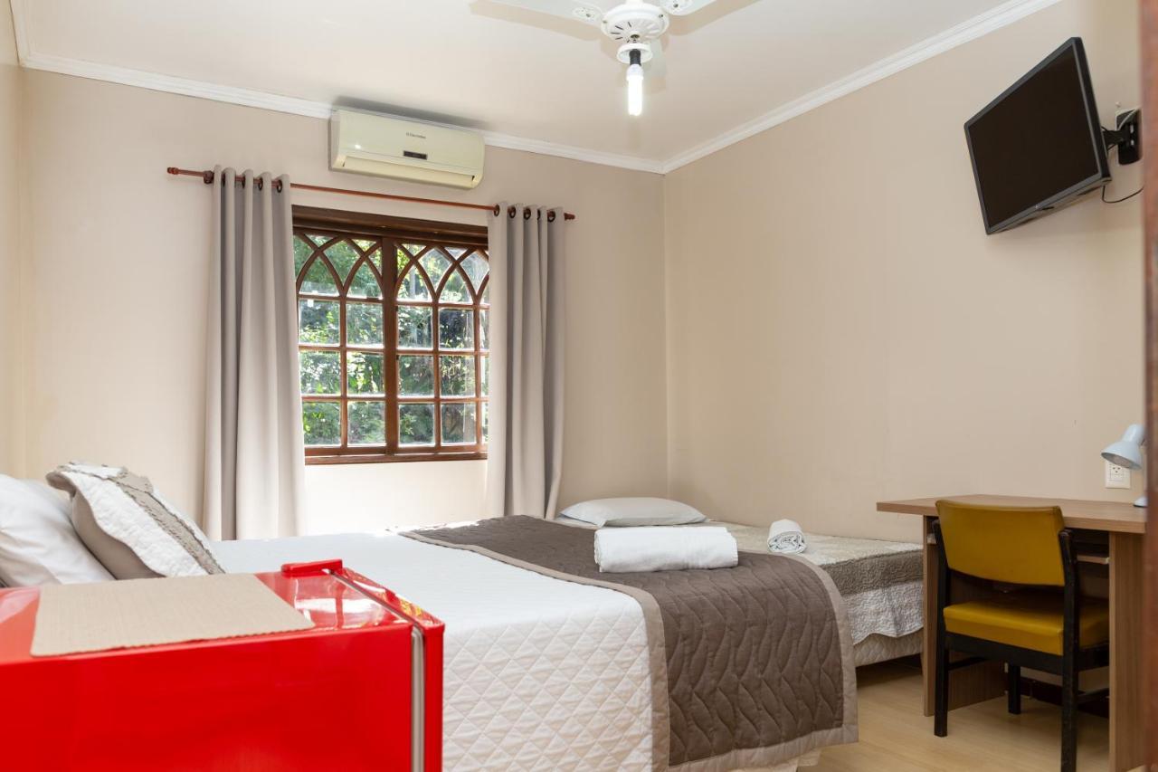 Pousada Casa Da Pedra Blumenau Ngoại thất bức ảnh